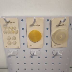 Lot of Vintage Streamline Buttons